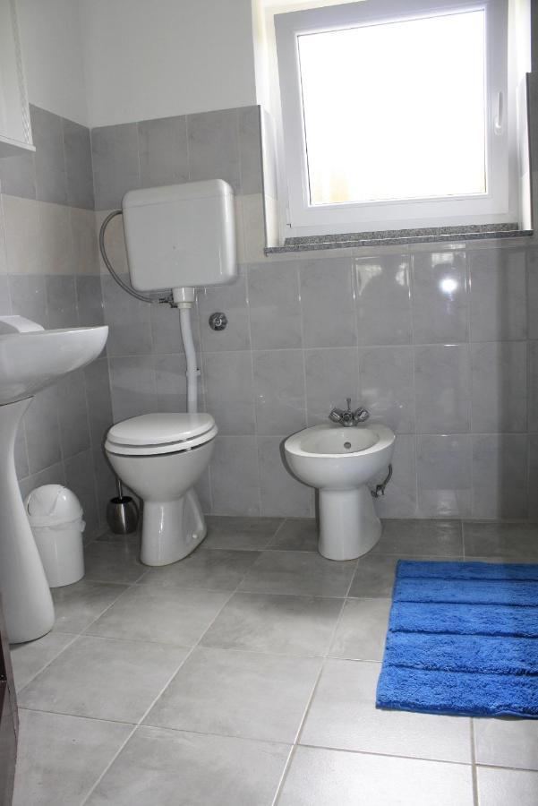 Holiday Home Radmila Premantura Kültér fotó